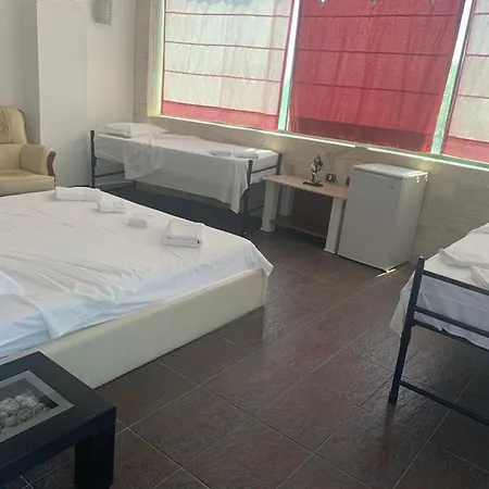Hotel Different & Restorant Divjake