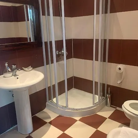 Different & Restorant Hotel